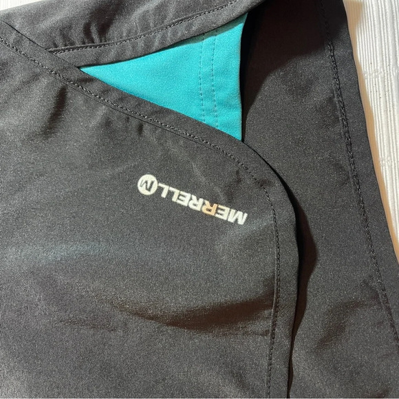 Women's Merrell Running Shorts Black & Teal Opti-Wick Size Large - Picture 3 of 8